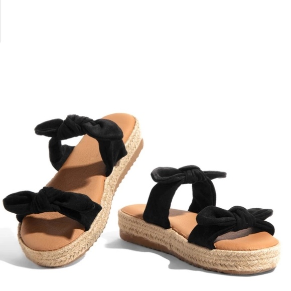 Leslie Bow 🖤 Black - Picture 2 of 5